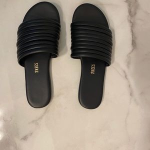 TKEES Caro Sandals